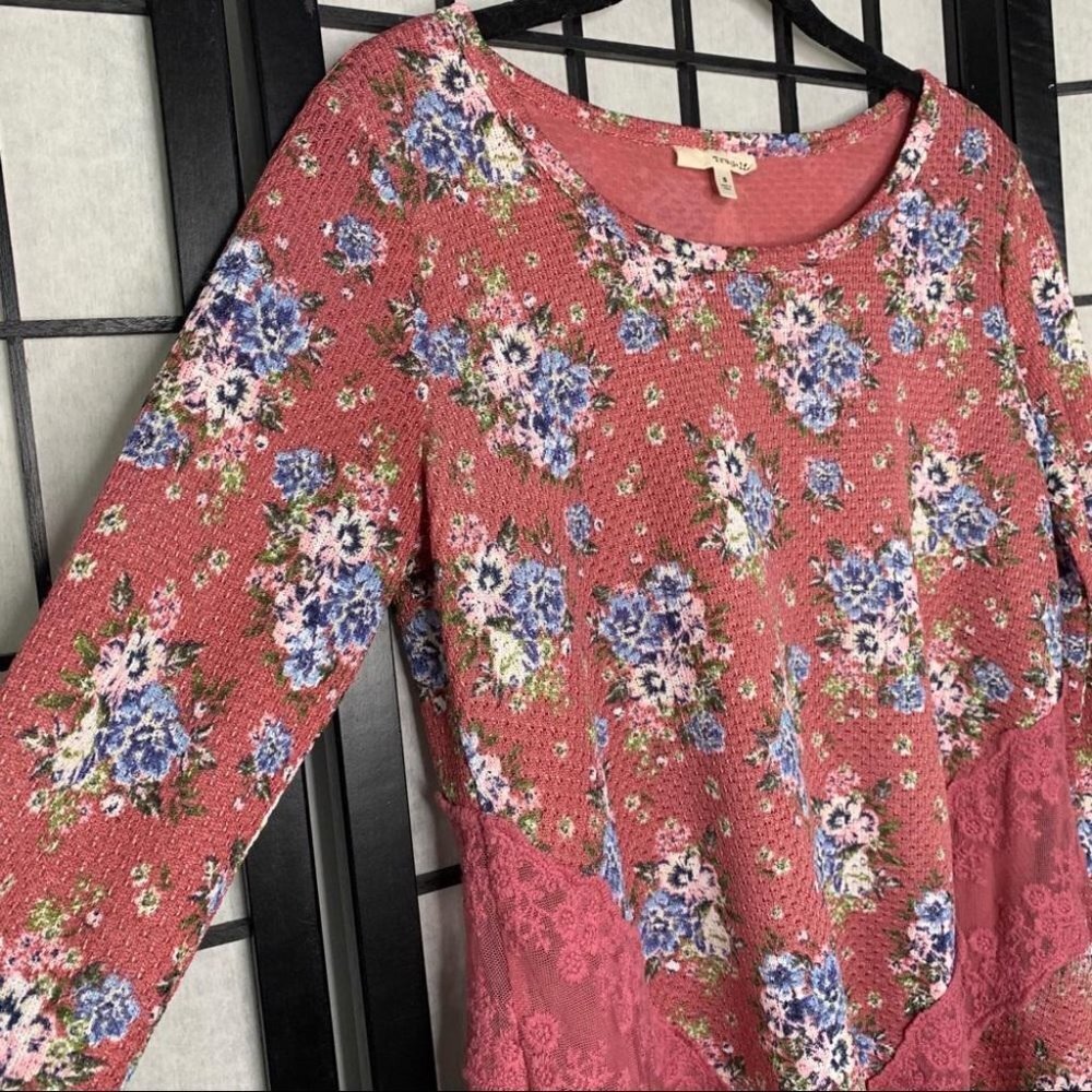 Anthropologie Floral Lace Scoop Neck Blouse Top Pink Small
